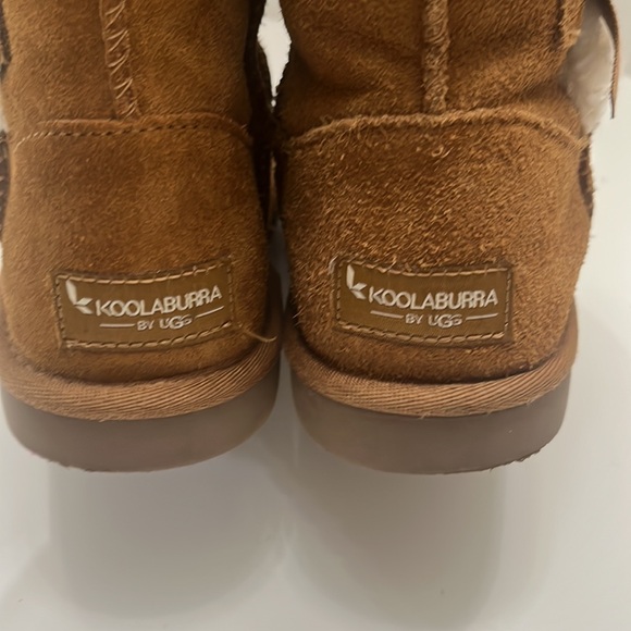 🎀 Koolaburra By UGG Victoria Short Boot - Kids' Chestnut Tan Girls Size 1 - Picture 6 of 7
